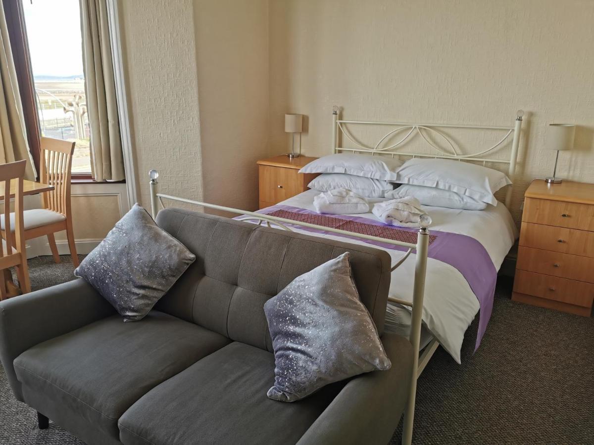 Westleigh Bed & Breakfast Morecambe Bagian luar foto