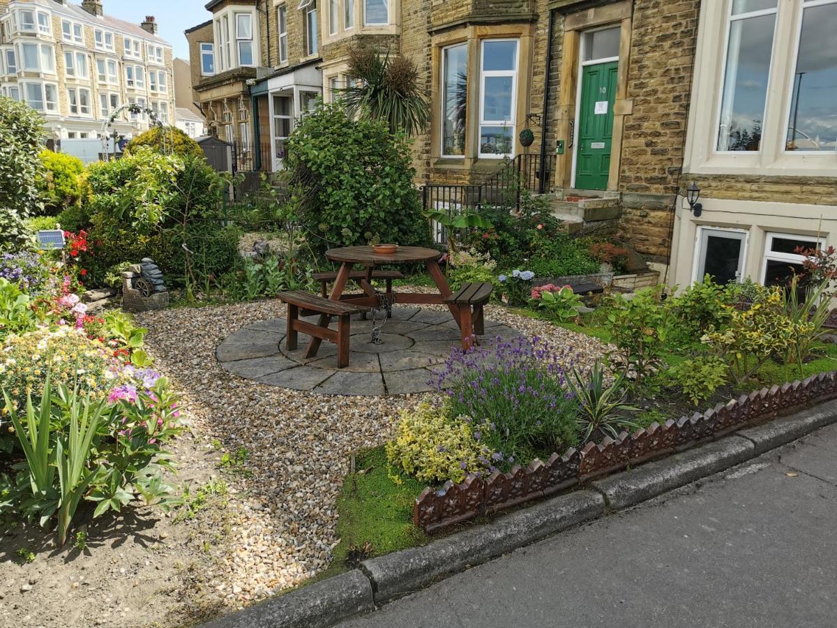 Westleigh Bed & Breakfast Morecambe Bagian luar foto