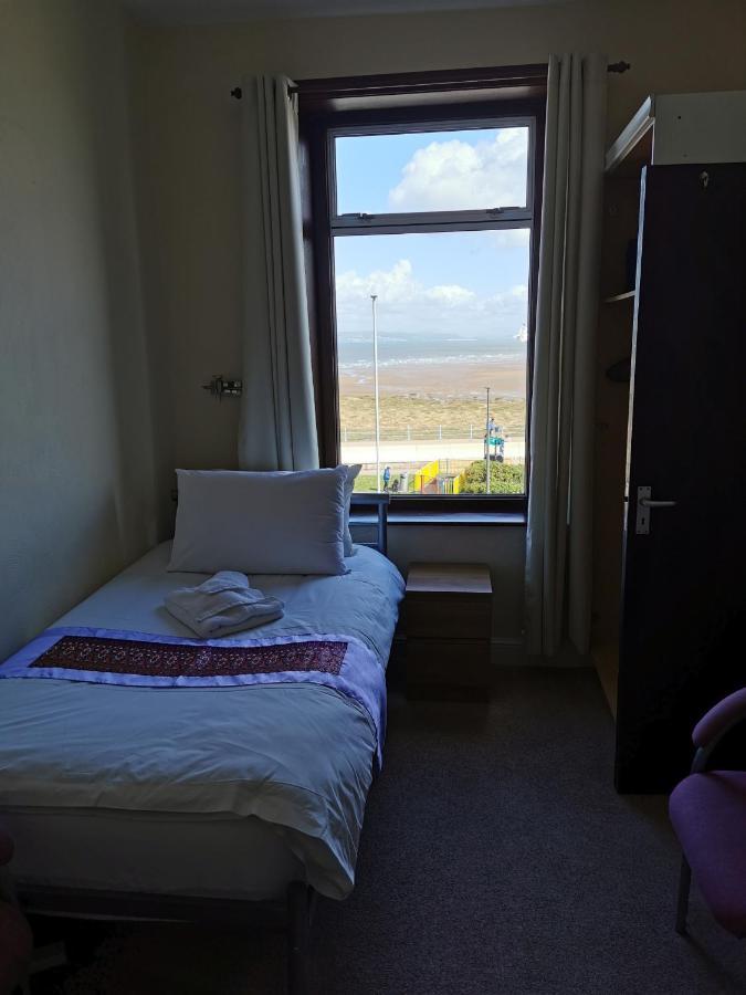 Westleigh Bed & Breakfast Morecambe Bagian luar foto
