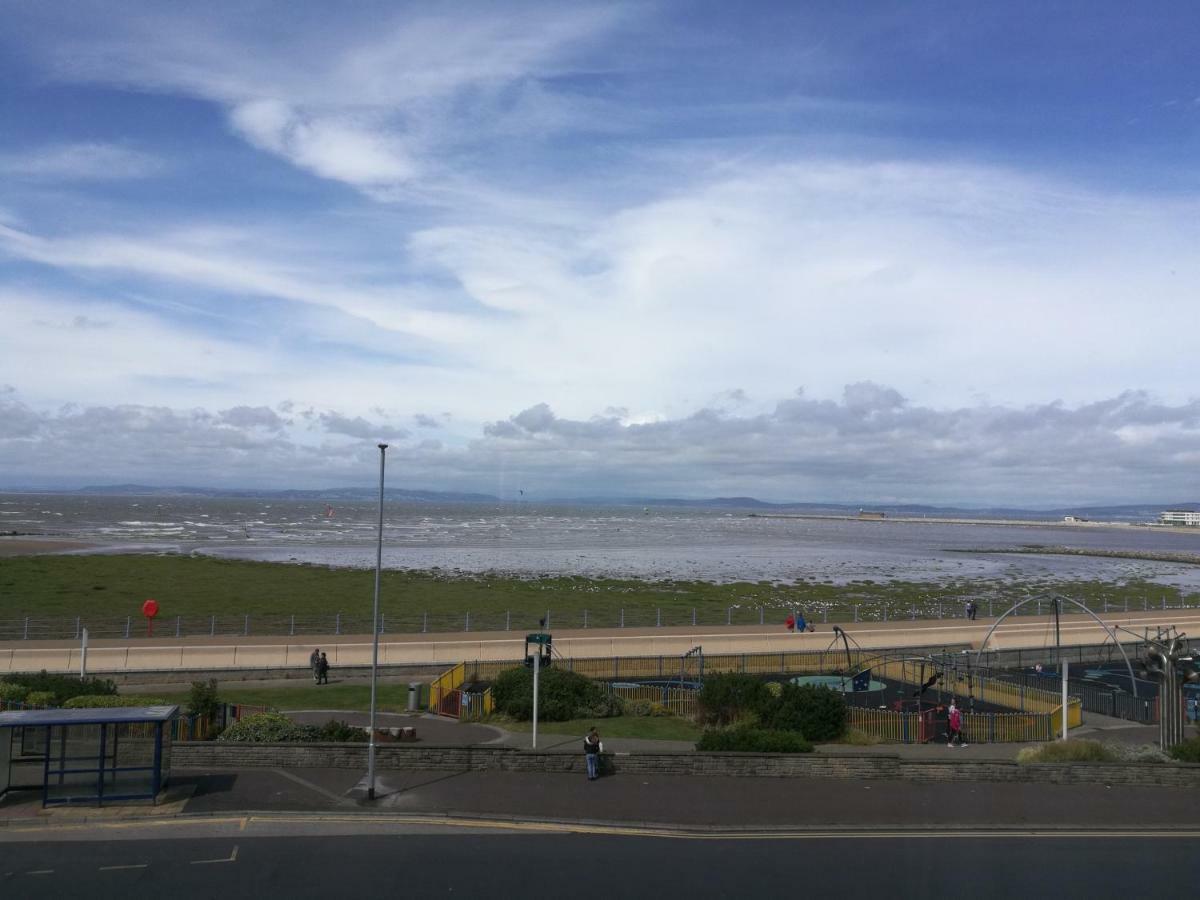 Westleigh Bed & Breakfast Morecambe Bagian luar foto